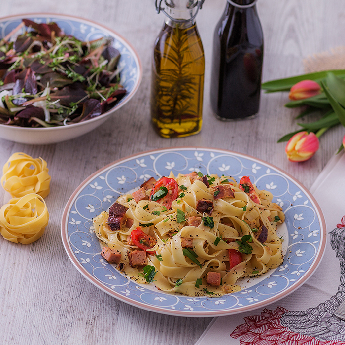 Programmierer, hocheffizient, interaktiv, Fotograph, Blick, Wesentlich, Business, Werbestrategie, sinnvoll, konzipieren, zielgruppenorientiert, verkaufsstark, medienübergreifend, Mediengestaltung, Druckvorstufe, Prepress, professionell, Drucken, Arbeiten, Druck, erforderlich, Ziel, Erstellung, Druckform, Druckvorlage, Teilprozess, industriell, Druckwesen, Bezeichnung, Reproduktionstechnik, Zusammenfassung, Prozess, Scanarbeit, Satzherstellung, Retusche, Printprodukt, Text, Bild, Grafik, Arbeitsbereich, Aufgabe, Grafisch, Reinzeichnung, Bildbearbeitung, Layout, Satzarbeit, Prüfung, Aufbereitung, Daten, Ausschießen, Farbmanagement, Startlöcher, Kommunikation, Color Management, Farbtreue, Bedruckstoff, Druckproduktion, DTP, Layouterstellung, Erzeugung, Druck-PDF, Offsetdruck, Computer to Plate, CTP, Tiefdruck, elektromechanisch, Lasergravur, Druckzylinder, Druckverfahren, vorbereiten, Kunde, Endprodukt, Druckfilm, Film, PostScript-Datei, PDF-Datei, Projekt, Bücher, Zeitschrift, Katalog, Broschüre, Illustration, Werbeagentur