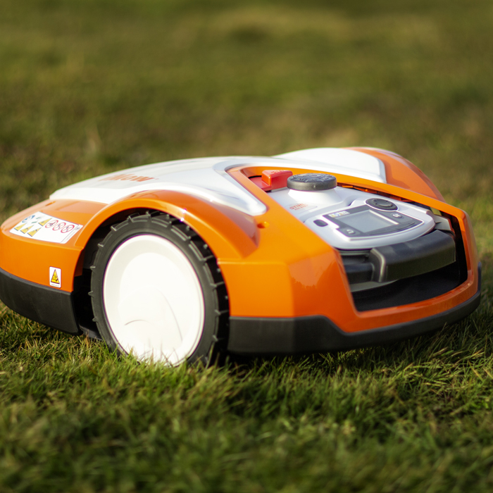 Bedeutung, Anforderung, 2-Jahres-Garantie, professionell, Einsatz, spiegelt, Robustheit, konzentieren, 100% Profi Qualität, Anspruch, klar, entwickelt, Bauteil, Extrembedingung, getestet, bestmöglich, gewährleisten, Japan, Technology, hervorragend, Ruf, Ausgereift, langlebig, Sinn, gefertigt, Standard, anwenden, Qualitätsvorgabe, Material, erfüllen, Verwendung, Richtig, Erfolgsfaktor, Faktor, Dimensionierung, Grundvoraussetzung, gemäht, Wachstumsphase, Frühjahr, Spätsommer, ausgelegt, Flächengröße, verfügbar, Arbeitszeit, Art, Bewässerung, Häufigkeit, Düngung, Bau, befestigt, Standplatzfläche, Einsinken, Ladestation, fehlerhaft, Docking, erleichtert, Reinigung, Roboter, Schlechtwetter, Ladestationsfläche, Aufbau, RTK-GPS Basis, GPS-Empfänger 360° frei, Basisstation, eingeschränkt, Sichtfeld, Stillstand, GPS-Erfassung, Kabelinstallation, Aufarbeiten, Platz, Abstimmung, Kopplung, Bewässerungsanlage, Praxis, Zeitplan, Festgelegt, Bereich, Tor, Trainingsgerät, hochklappbar, Auffüllen, Kanten, Gelände, Rasensprinkler